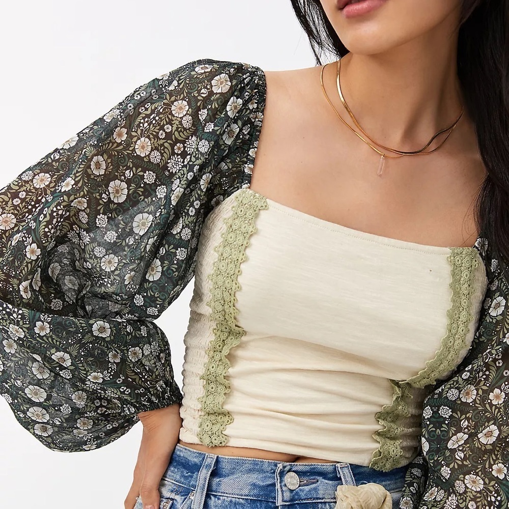 Anthropologie Smocked Balloon Sleeve Top Size large - Picture 4 of 6